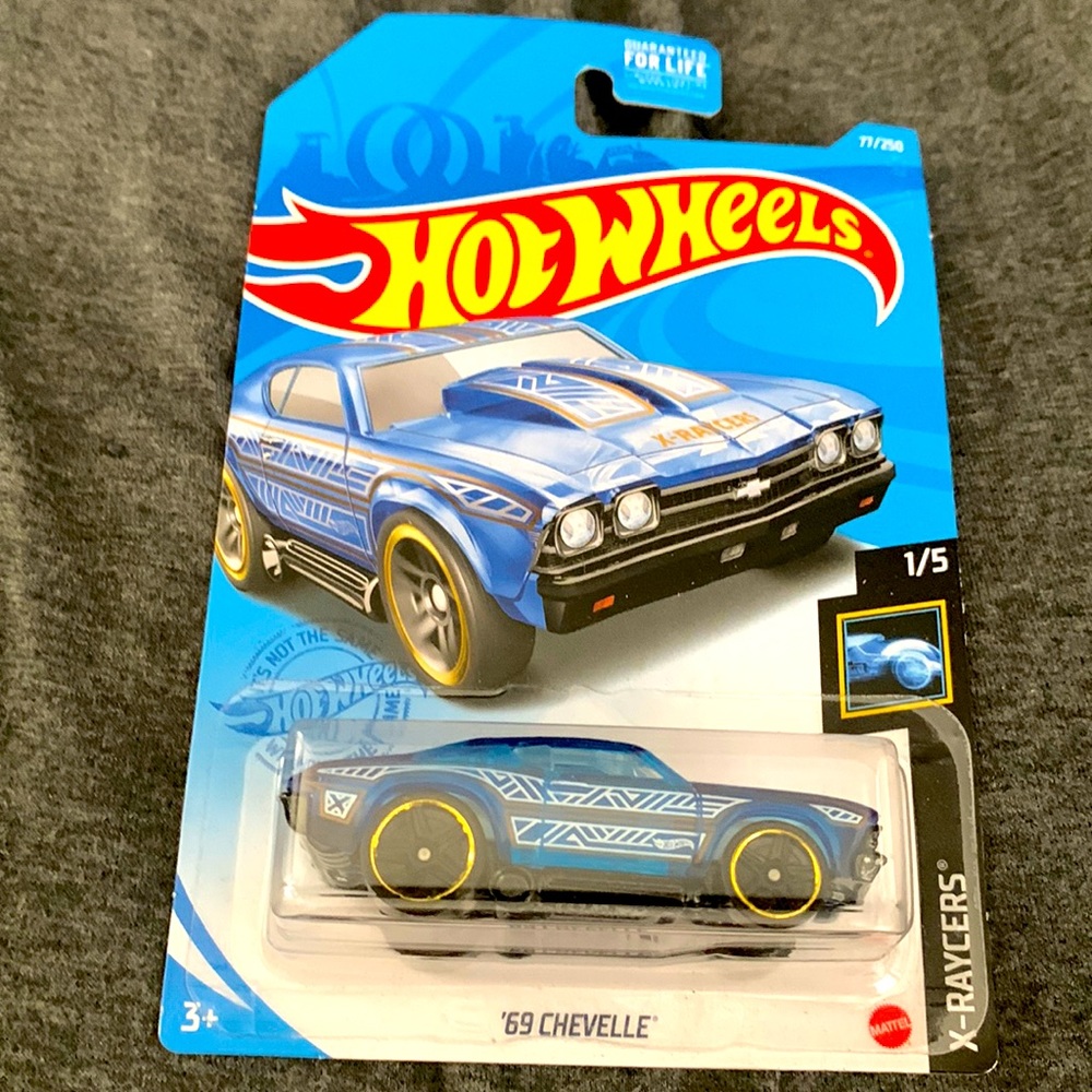 Hot Wheels - X Raycers 1/5 69 Chevelle 77/250